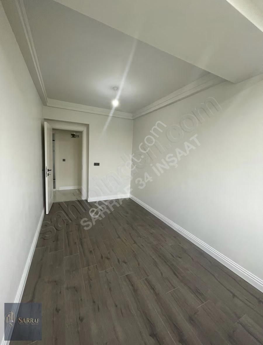 Sarraf'tan Beylikdüzü Yakupluda 2+1 Geniş M2 Daire - Görsel 32