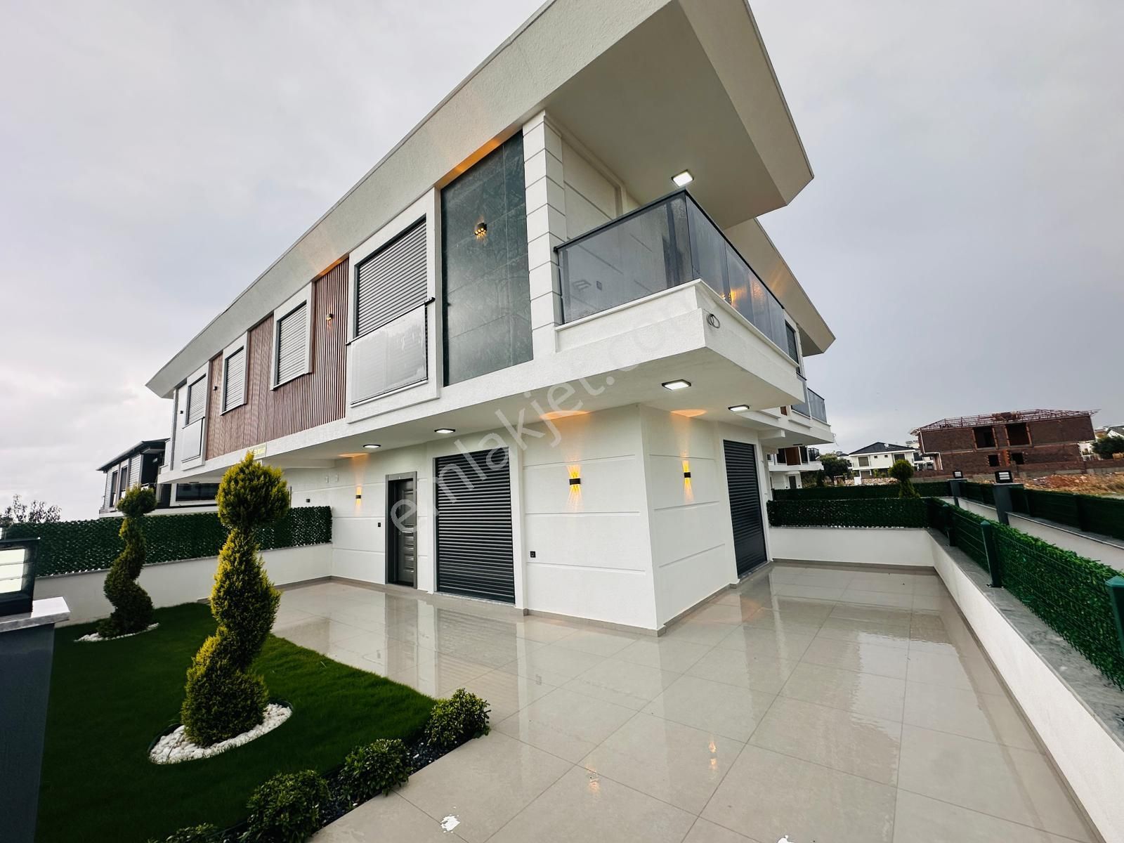 Didim Hisar Mahallesinde 3+1 Satılık Bahçeli Lüks Villa - Görsel 10