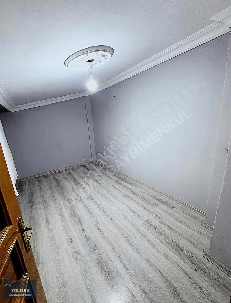Yoldaş İnşaat'tan Kiralık 110 M2 Çatı Katı Daire Çatısı Beton - Görsel 6