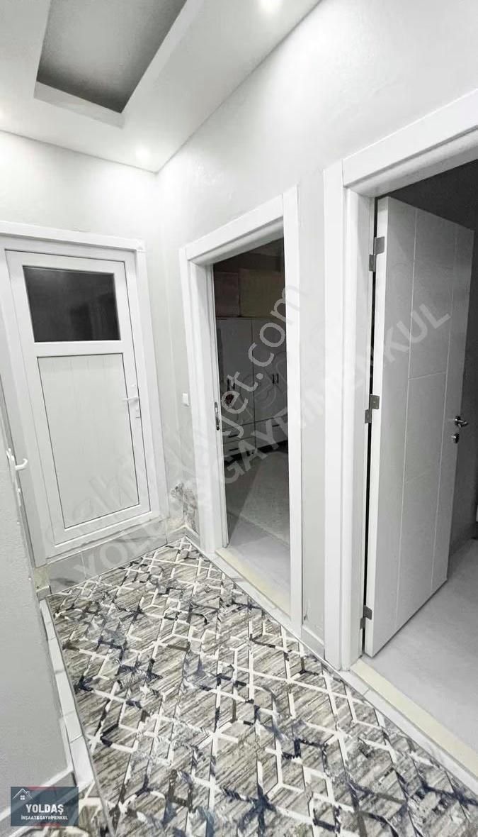 Yoldaş İnşaat'tan Satılık 2+1 95 M2 5 Yaşında Bahçekatı Daire - Görsel 14