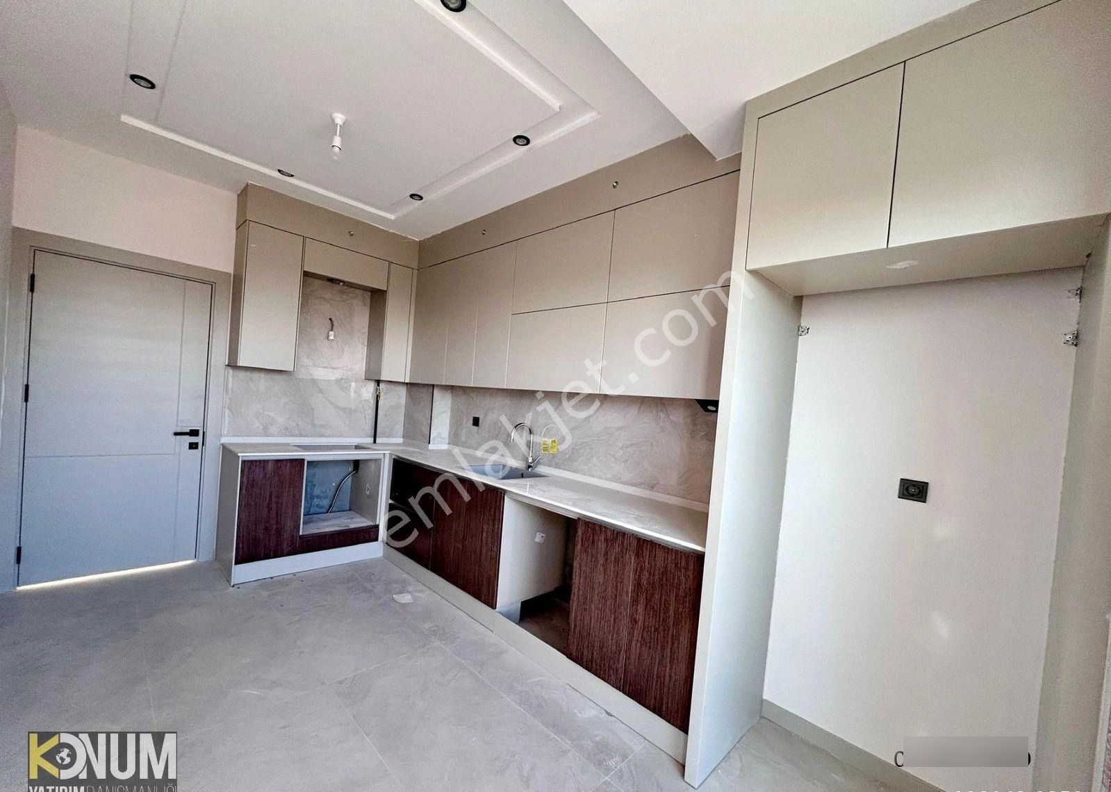 Yenişafakta Satılık 3+1 Daire - Görsel 4