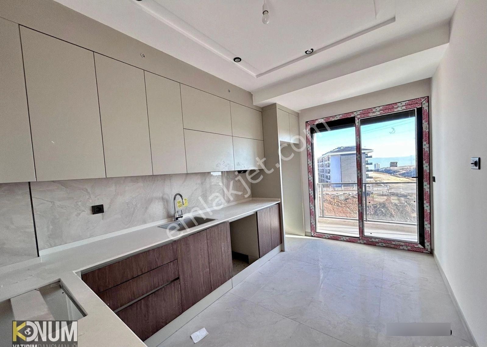 Yenişafakta Satılık 3+1 Daire - Görsel 17