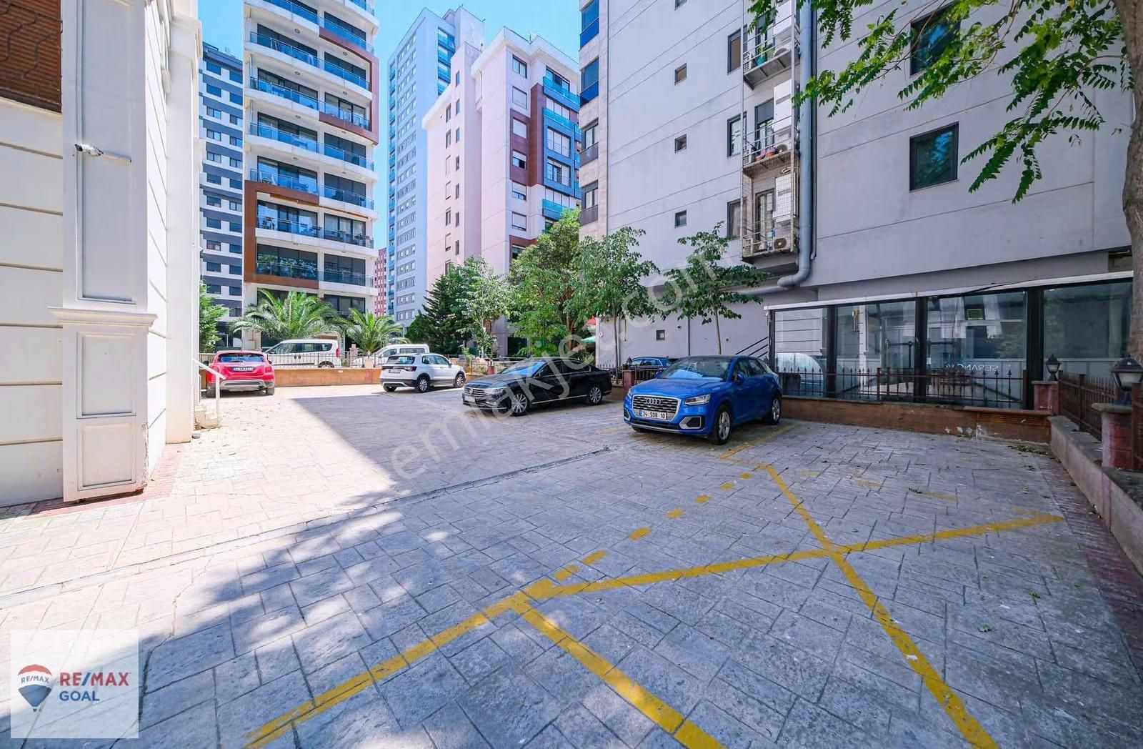 Fenerbahçe Fuatpaşa Caddesi Üzerinde Satılık Harika 2+1 Daire - Görsel 25