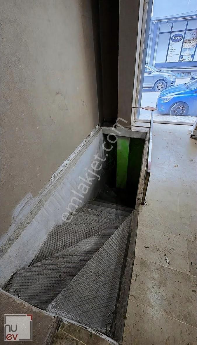 Bağcılar Yüzyılda Kiralık Depolu Dükkan - Görsel 3