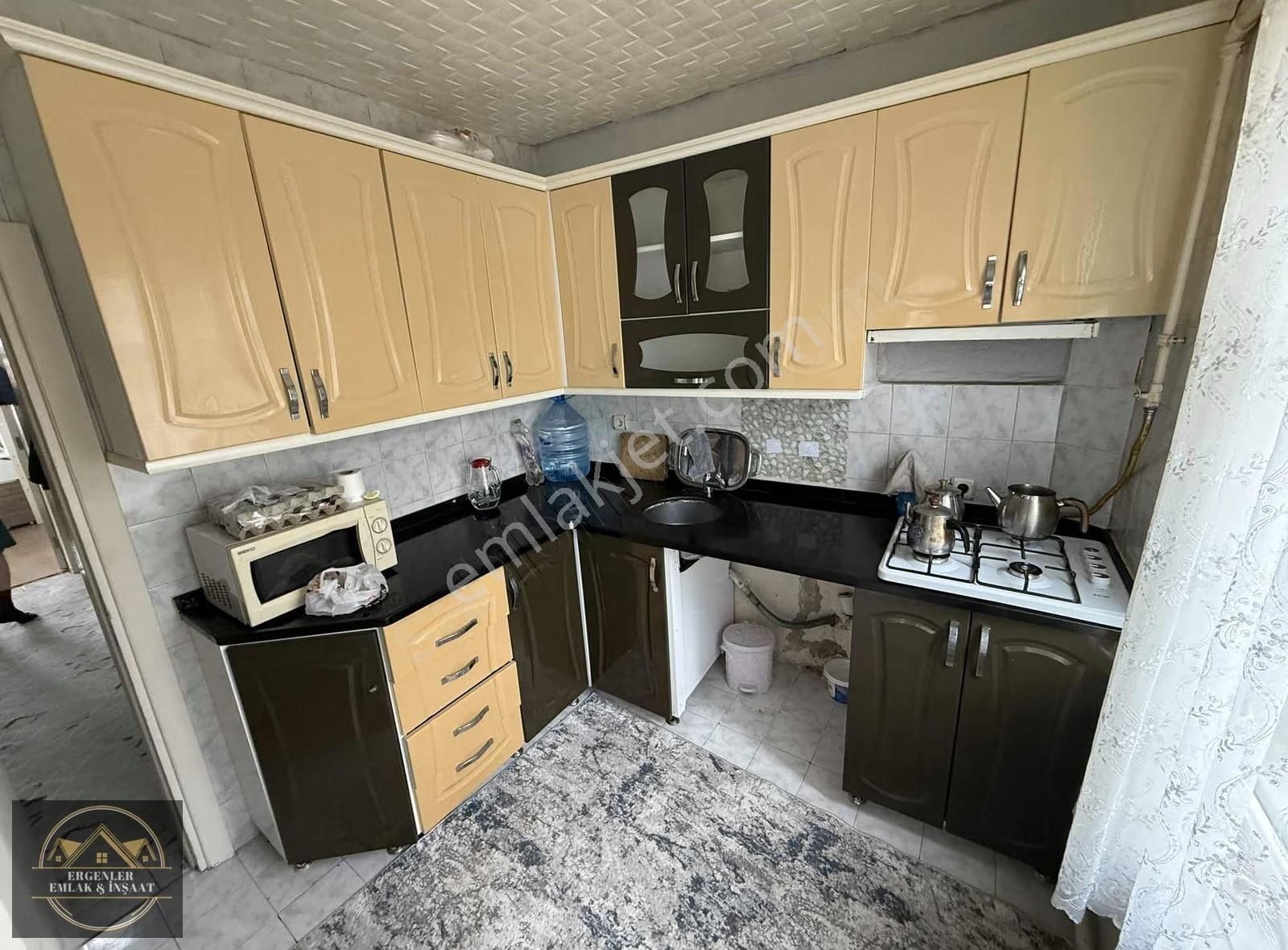 Ergenler Emlak 100. Yıl 42 Evler 2+1 Satılık Ara Kat Daire''' - Görsel 4