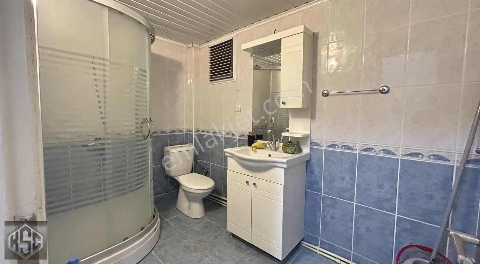 Ege Serbest Bölge Yakını Ana Cadde Üzeri 160 M2 3+1 Kiralık Dair - Görsel 4