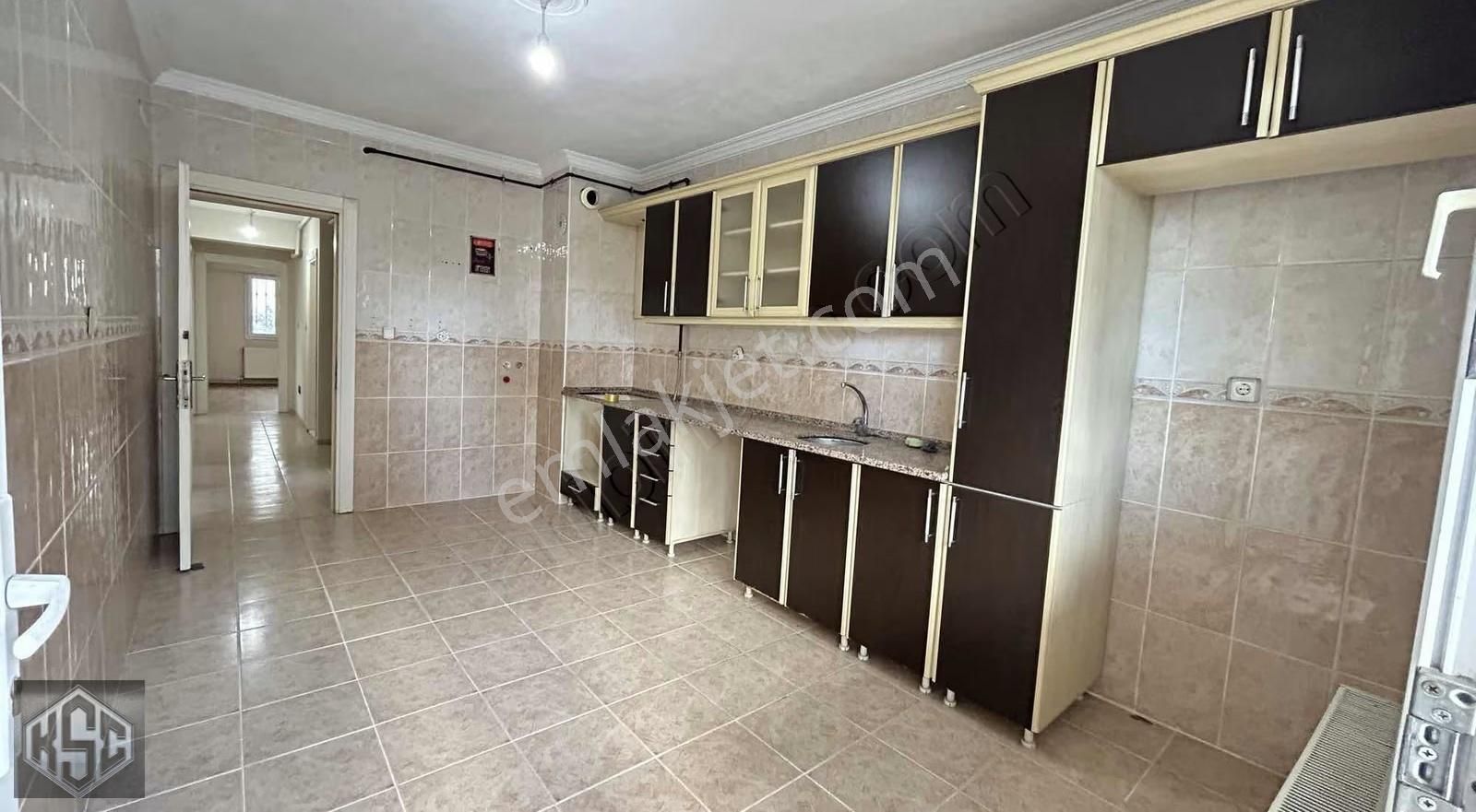 Ege Serbest Bölge Yakını Ana Cadde Üzeri 160 M2 3+1 Kiralık Dair - Görsel 11