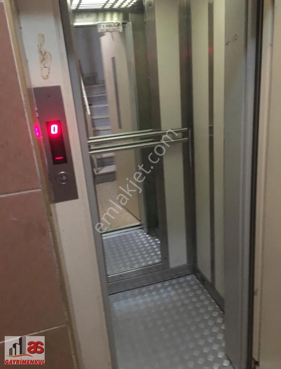 As Emlak Şirintepede Kombili Arakat Asansörlü Eşyalı Kiralık 1+1 - Görsel 2