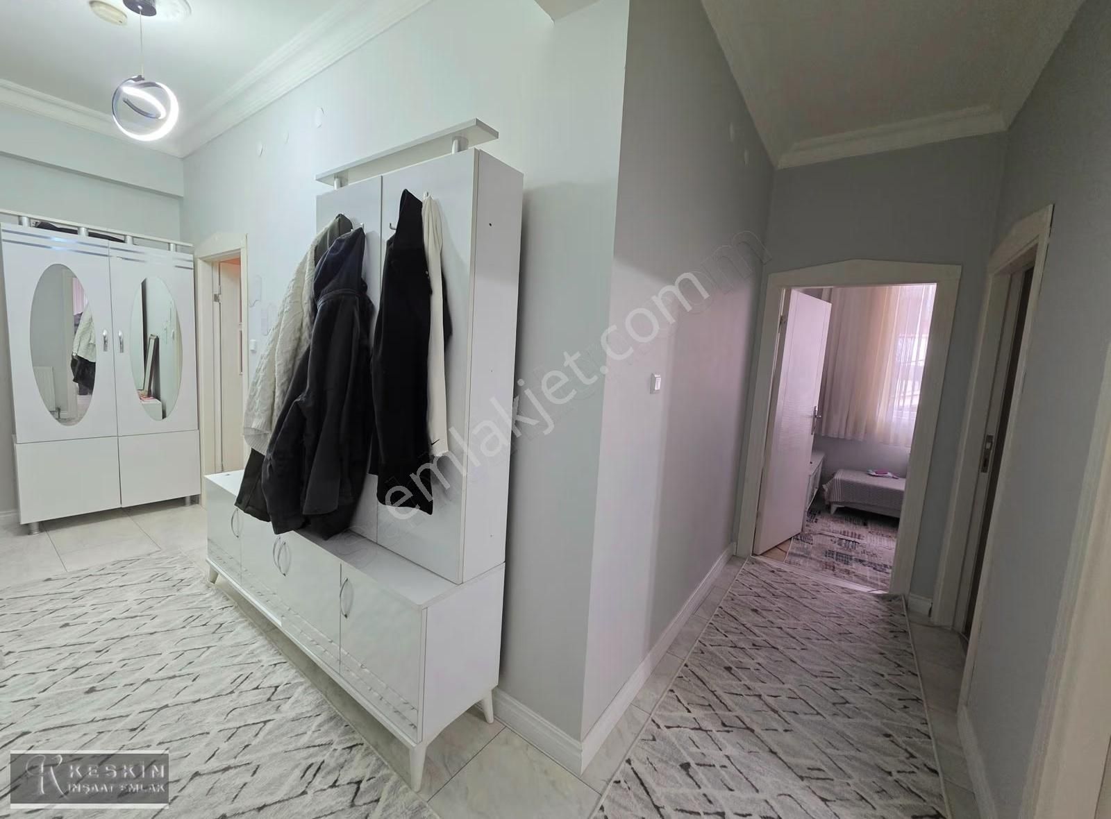 Keçiören Ufuktepe Mah Y.giriş 3+1 Merkezi Sistem Yapılı Satılık - Görsel 3