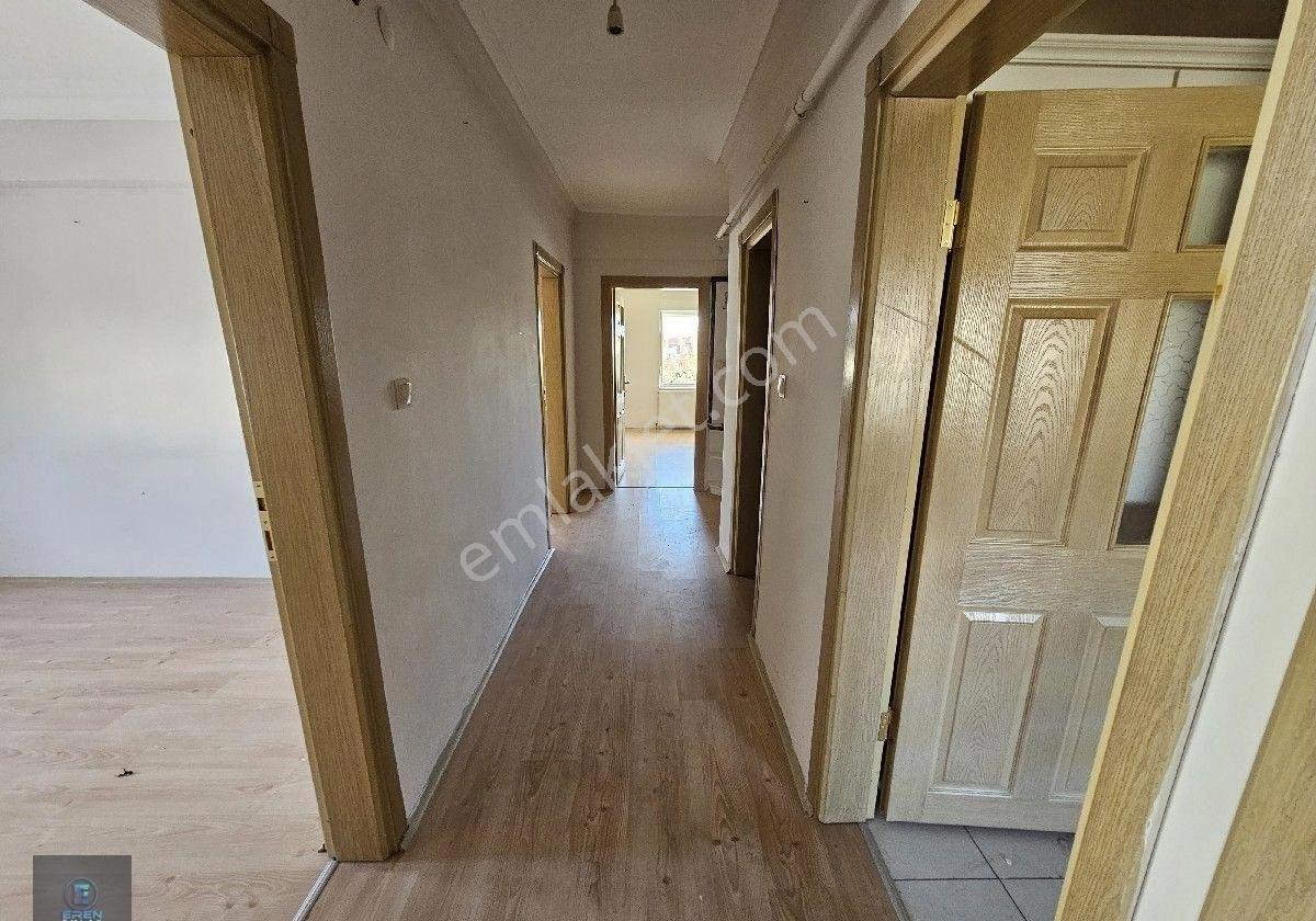 Çeltek Mahallesinde 3+1 10 Yıllık Satılık Daire - Görsel 15