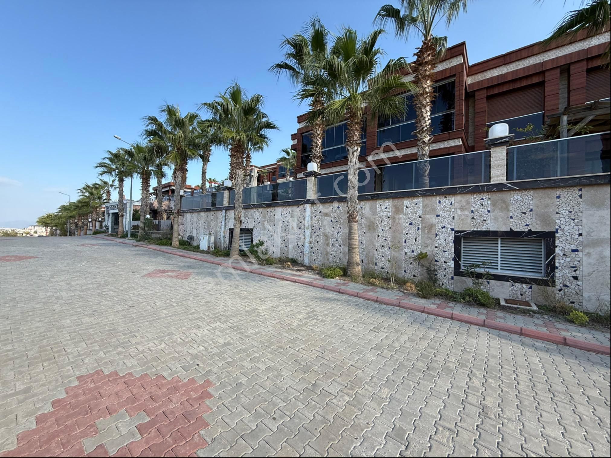 Açık Kapalı Yüzme Havuzlu Kapalı Otoparklı Deniz Manzaralı Butik Sitede - Görsel 27