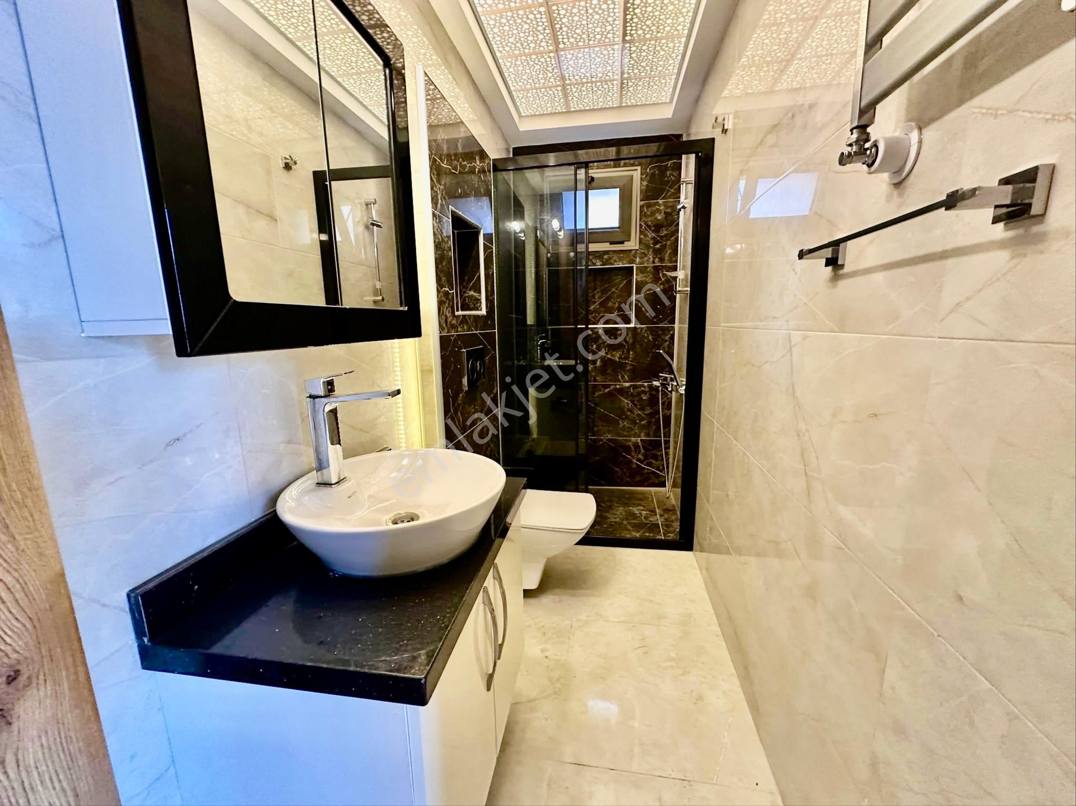 Açık Kapalı Yüzme Havuzlu Kapalı Otoparklı Deniz Manzaralı Butik Sitede - Görsel 13