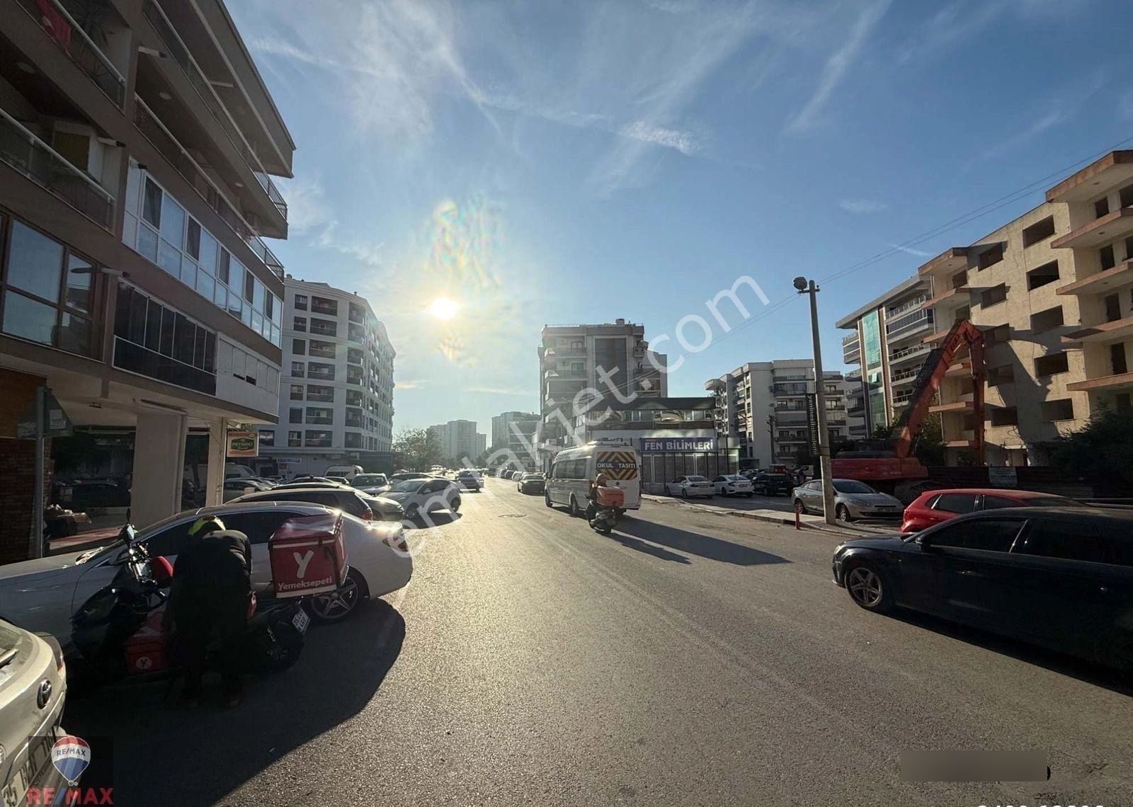Atakent Yalı Mahallesı'nde Merkezı Konumda Kiralık 3+1 Işyerı Daıre