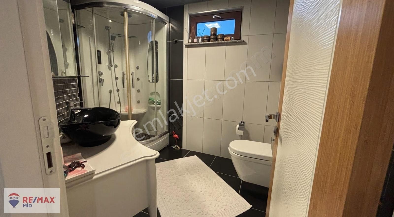 Remax Mıd - Ara Kat Lüks 3+1 - Bandırma Caddesı - Atatürk Mah. - Görsel 2