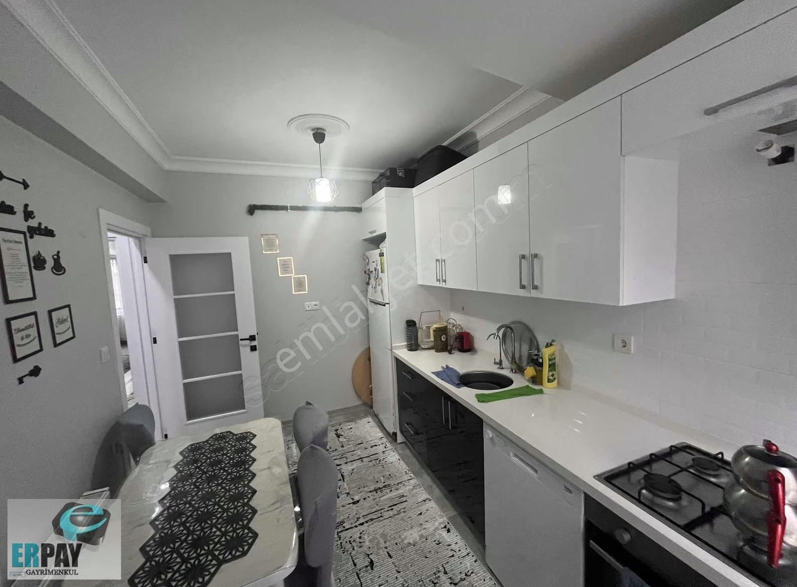 Gazi Mahallesi'nde Satılık 2+1 Daire, 90m², Asansörlü, - Görsel 5
