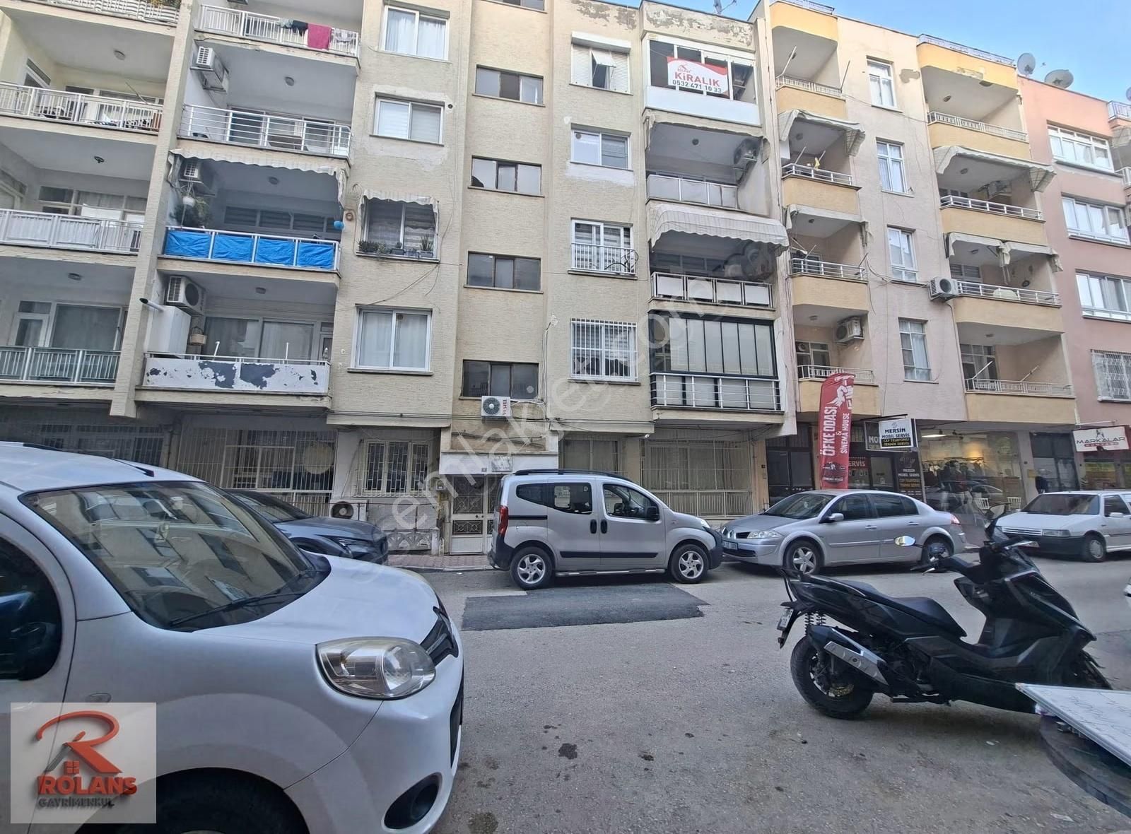 Güvenevler Emek Sitesinde Kiralık 2+1 Daire