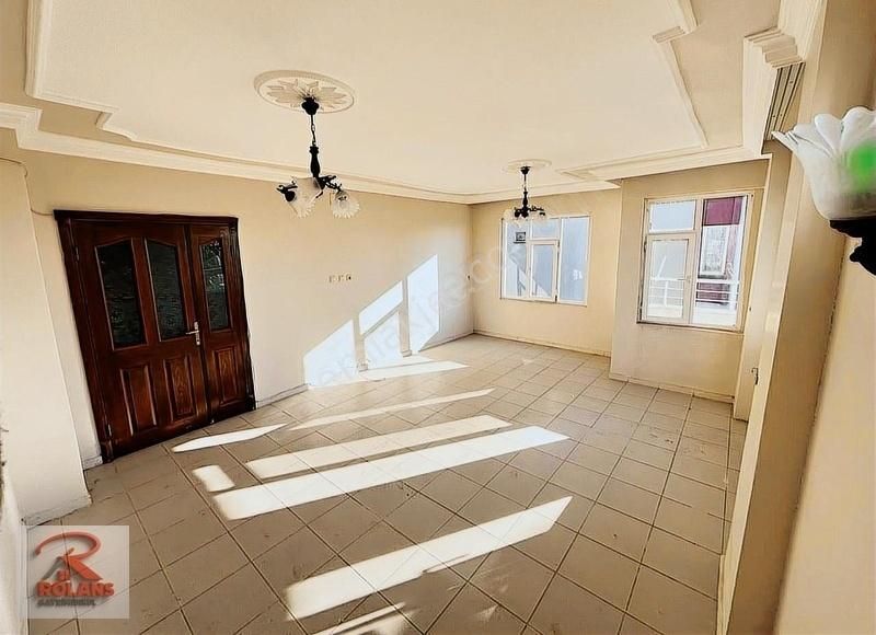 2+1 Bağımsız Mutfak Sahile Sıfır Sitede Daire - Görsel 8