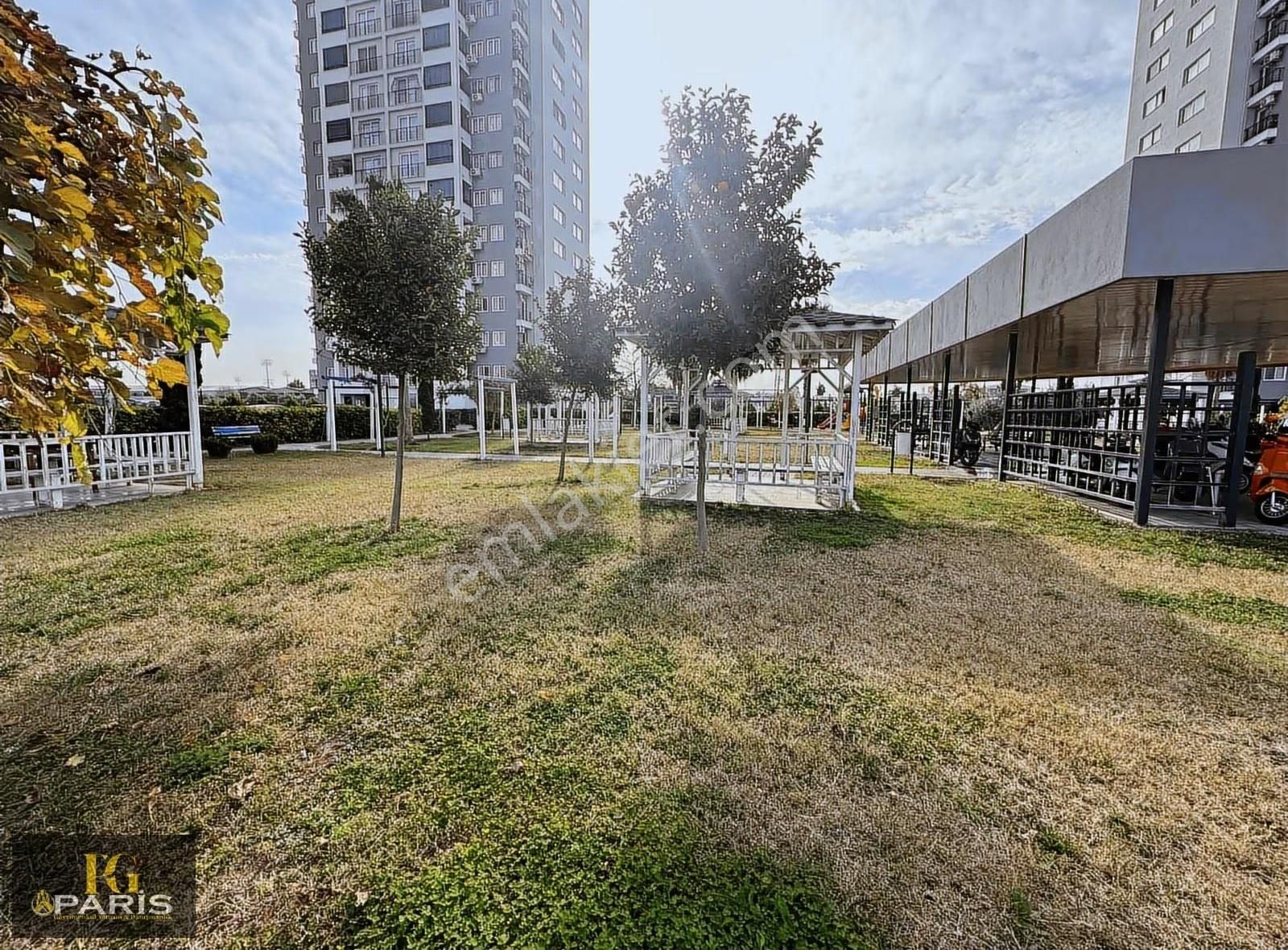 Paris'ten Site İçerisinde Havuzlu Geniş Peyzaj 3+1 Satılık Daire - Görsel 14