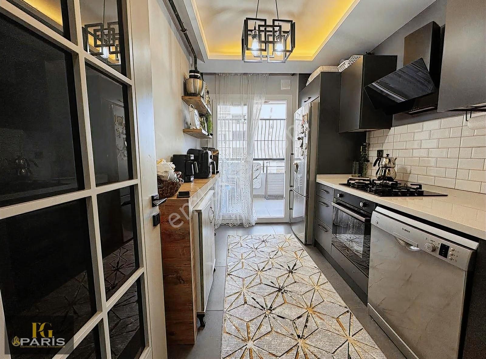 Paris'ten Site İçerisinde Havuzlu Geniş Peyzaj 3+1 Satılık Daire - Görsel 17