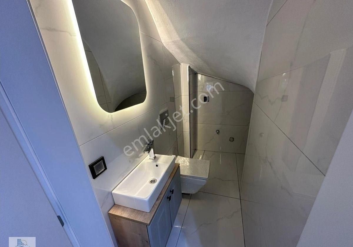 Hisar Mahallesi’nde Otoparklı Havuzlu 3 + 1 Villa - Görsel 14