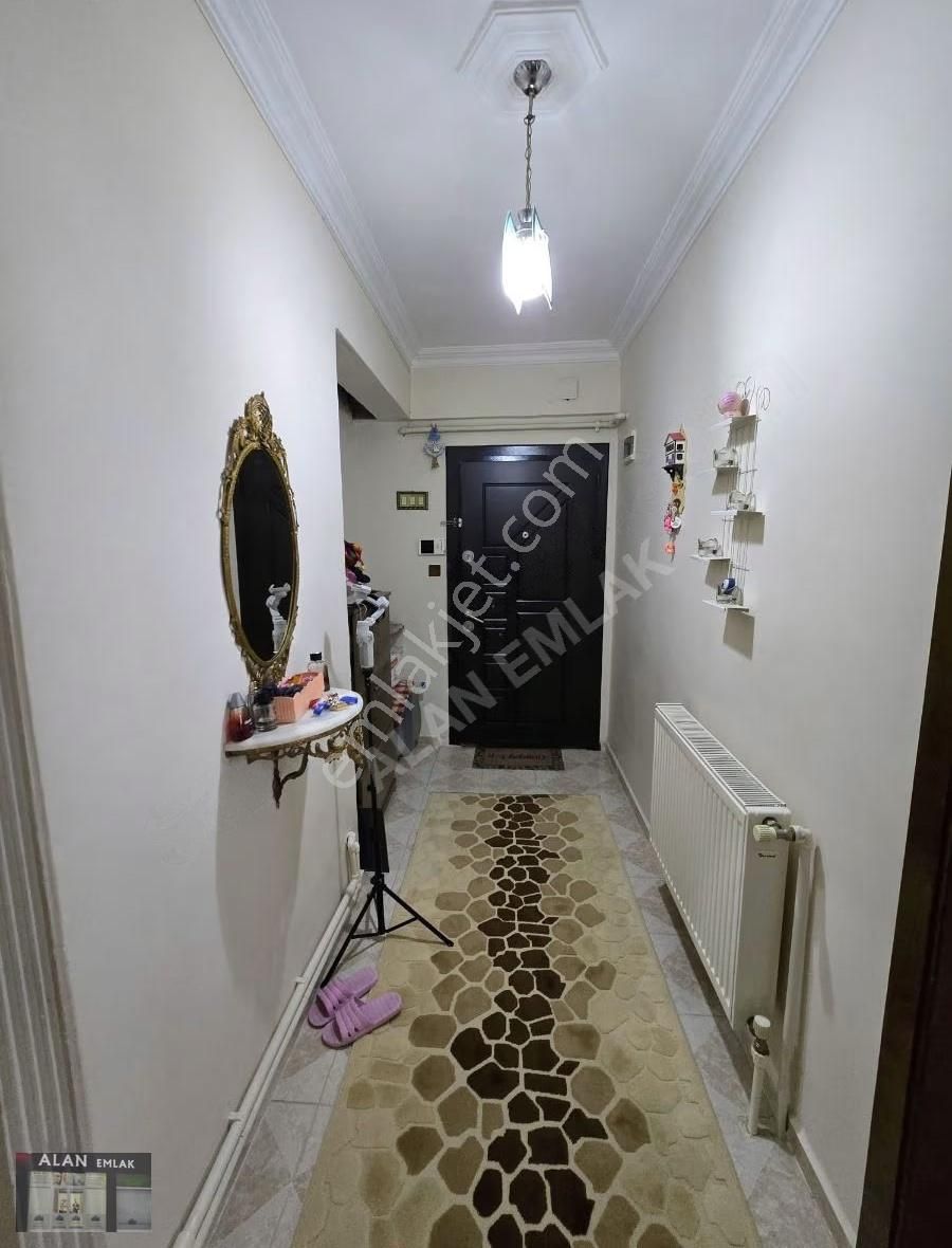 Halitpaşa'da Düz Ayak 3+1 Deniz Manzaralı - Görsel 18