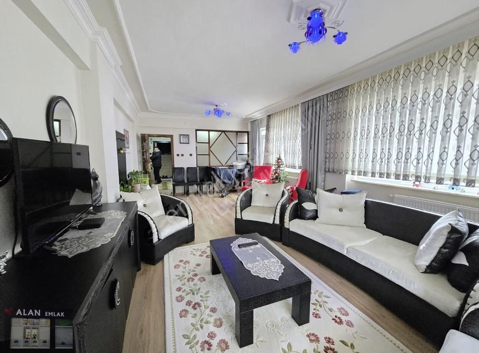 Halitpaşa'da Düz Ayak 3+1 Deniz Manzaralı - Görsel 22