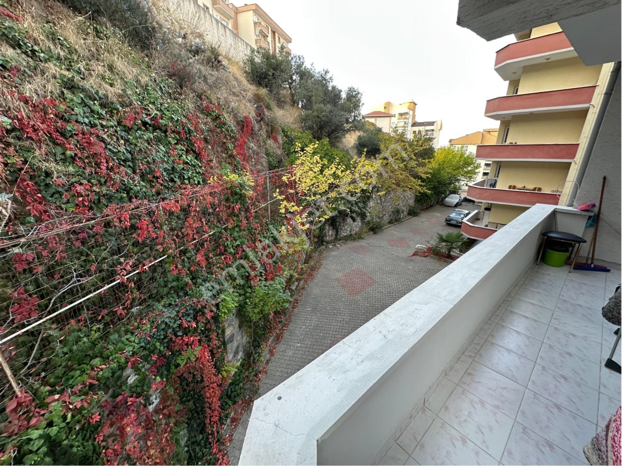 Tırpan Gayrimenkulden Halitpaşada 2+1 100m2 Arakat Asansörlü Düzayak Satılık - Görsel 15
