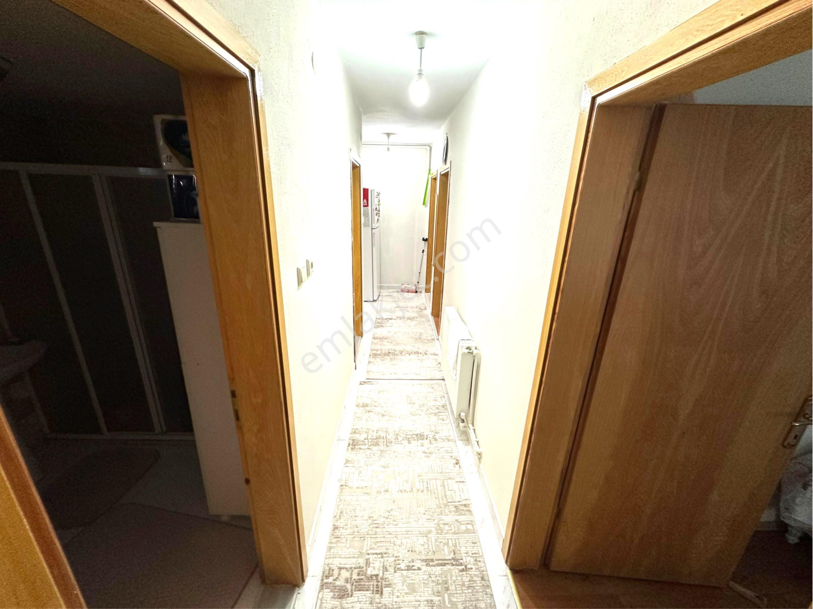 Tırpan Gayrimenkulden Halitpaşada 2+1 100m2 Arakat Asansörlü Düzayak Satılık - Görsel 6