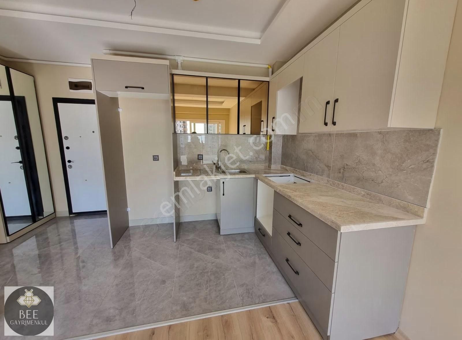 Ultra Lüks Projede Uygun Fiyatlı Kiralık 1+1 - Görsel 23