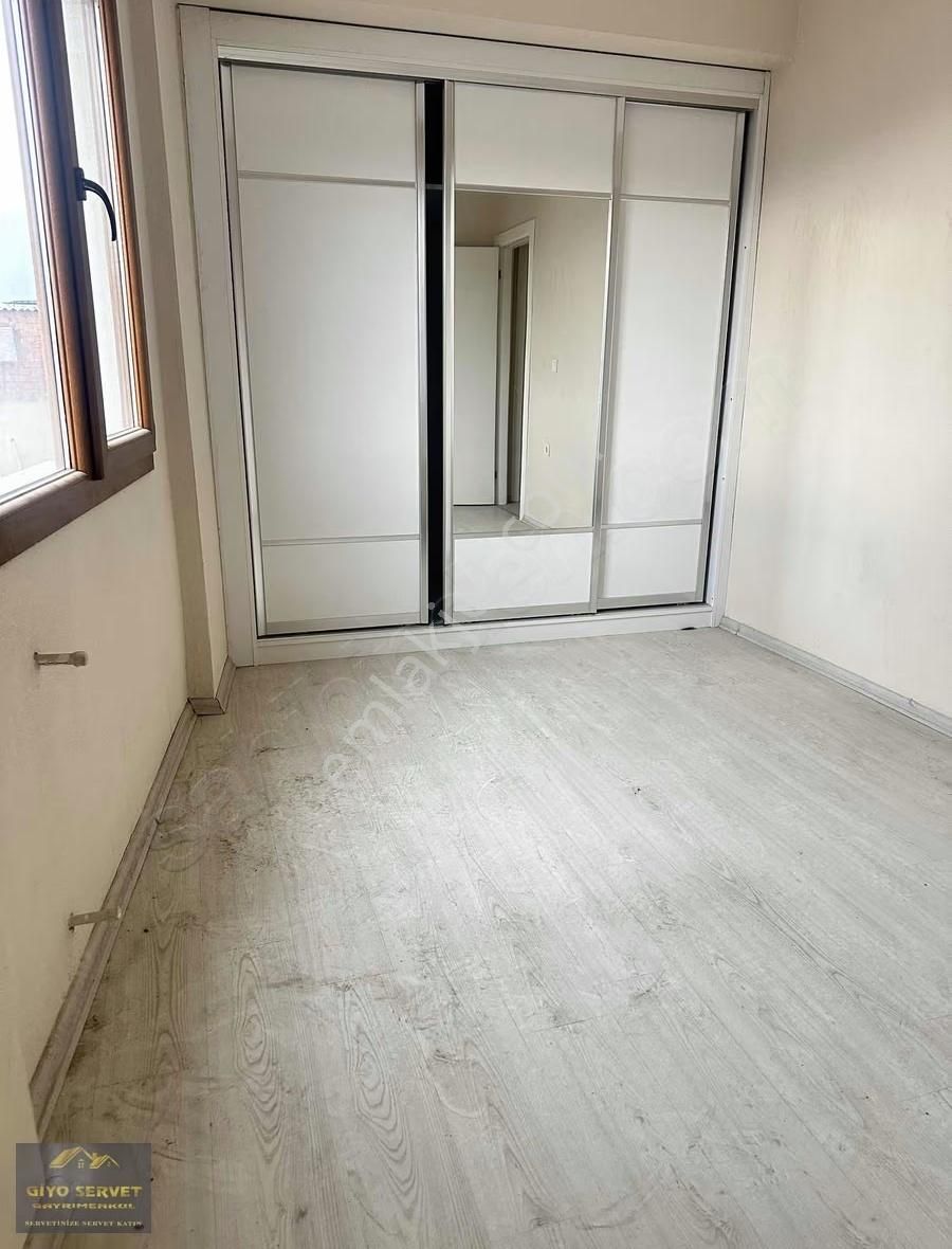 Bayraklı Erenlerde Kiralık 2+1 Daire - Görsel 11