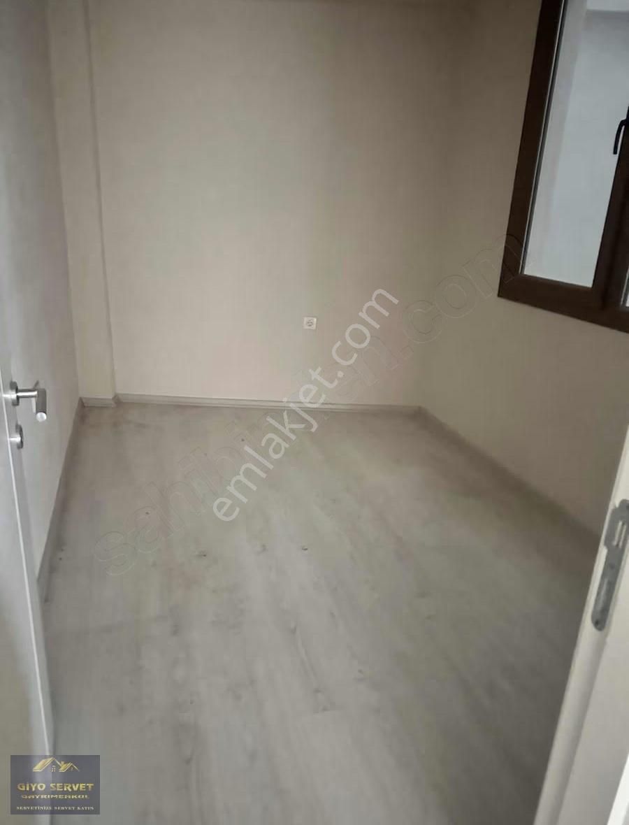 Bayraklı Erenlerde Kiralık 2+1 Daire - Görsel 6