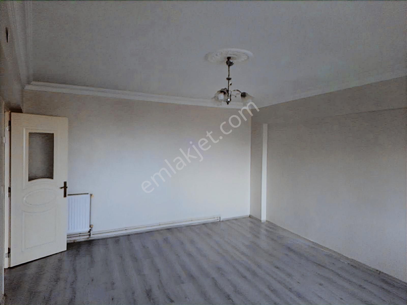 15 Mayıs Mahallesinde 3+1 Daire- Kiracılı,isteyene Boş Teslim! - Görsel 12