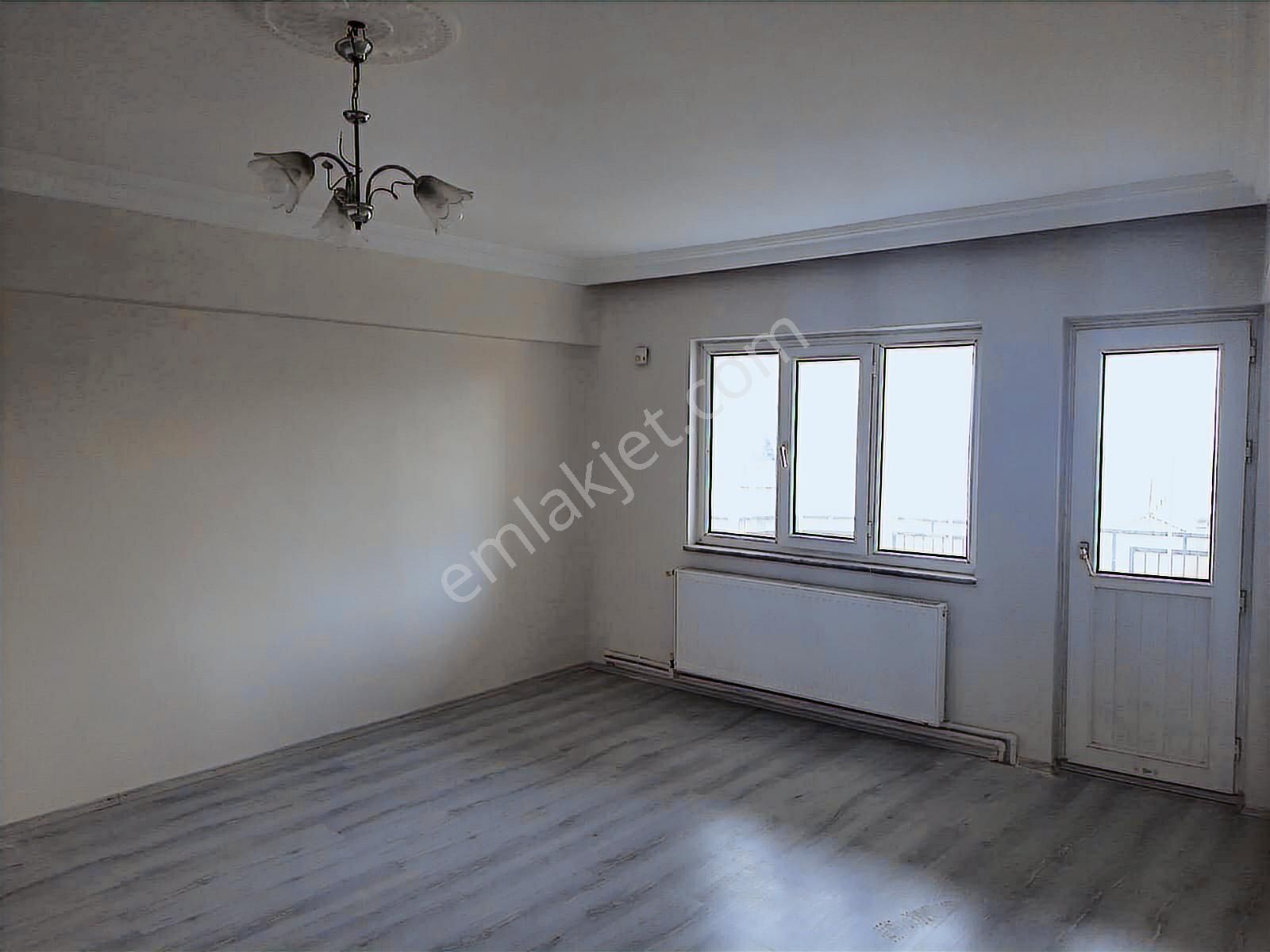 15 Mayıs Mahallesinde 3+1 Daire- Kiracılı,isteyene Boş Teslim! - Görsel 11