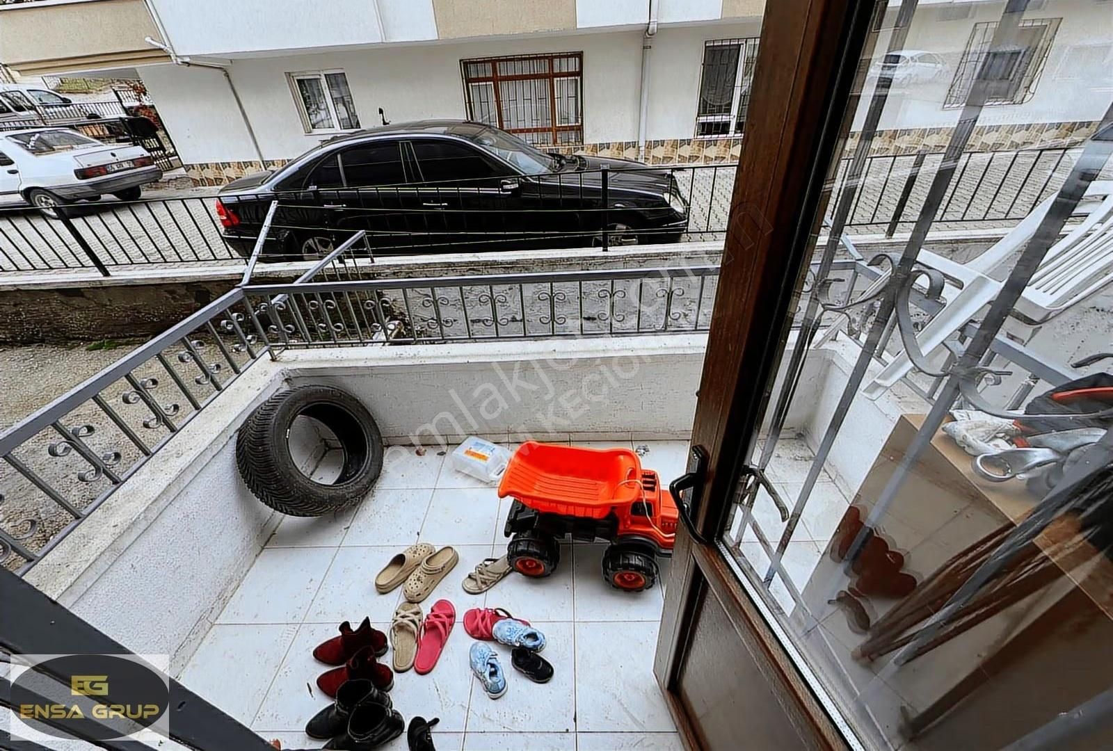 Kartaltepe Cd Yakını Kat Konumlu Altında Daire Olan Geniş 3+1 - Görsel 3