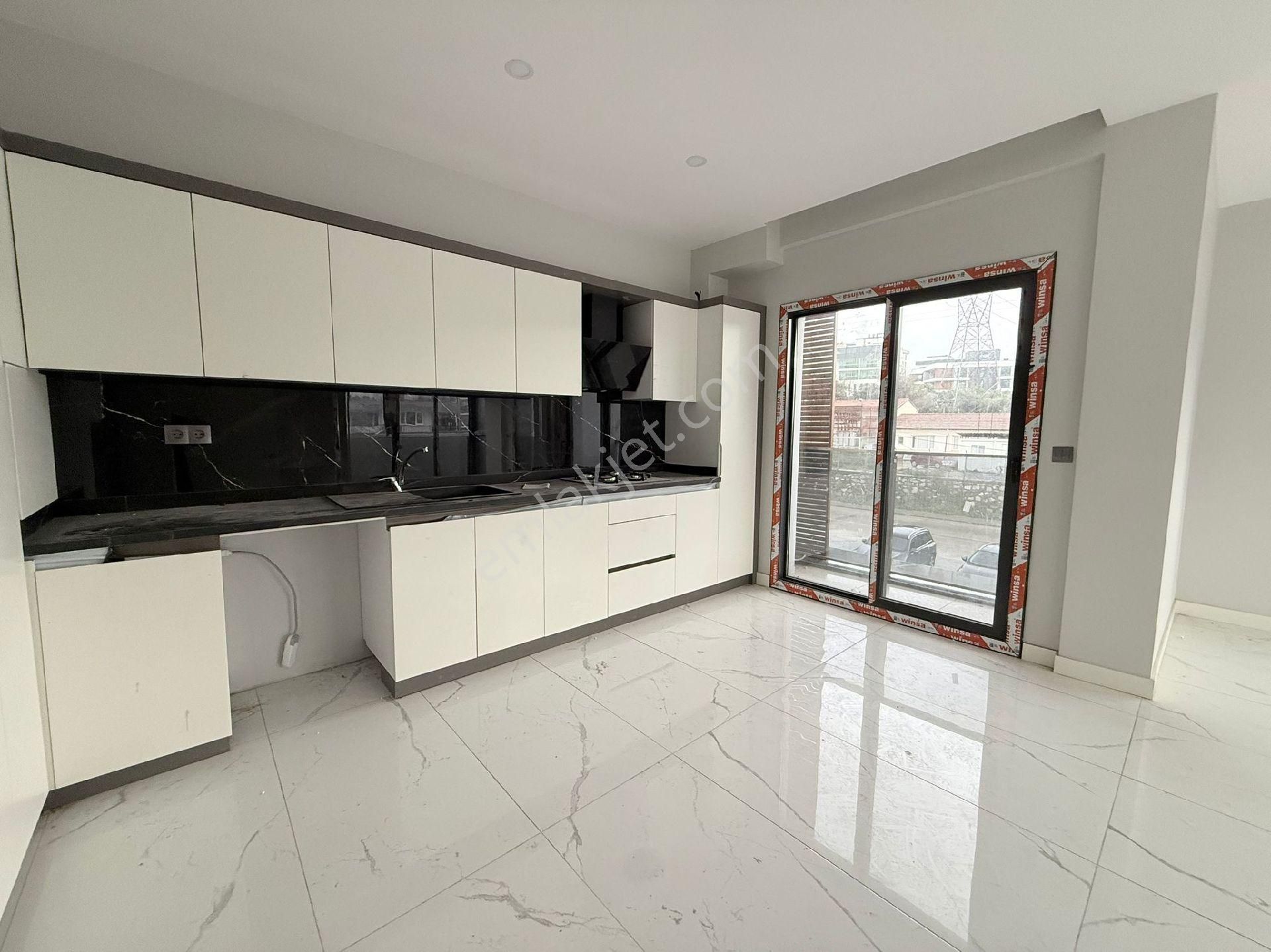 Kirazlı Yolu Kapalı Otopark Sıfır Daire - Görsel 3