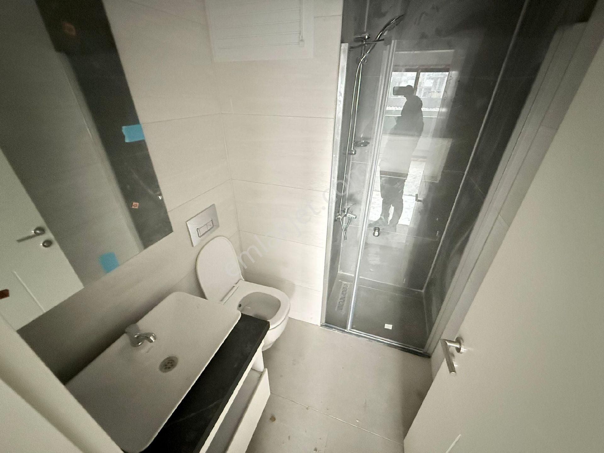 Kirazlı Yolu Kapalı Otopark Sıfır Daire - Görsel 13