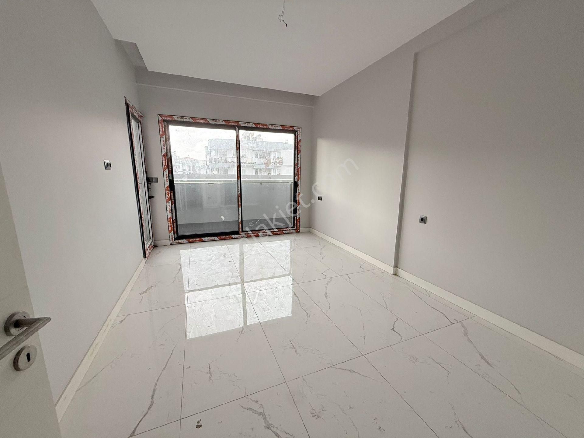 Kirazlı Yolu Kapalı Otopark Sıfır Daire - Görsel 9