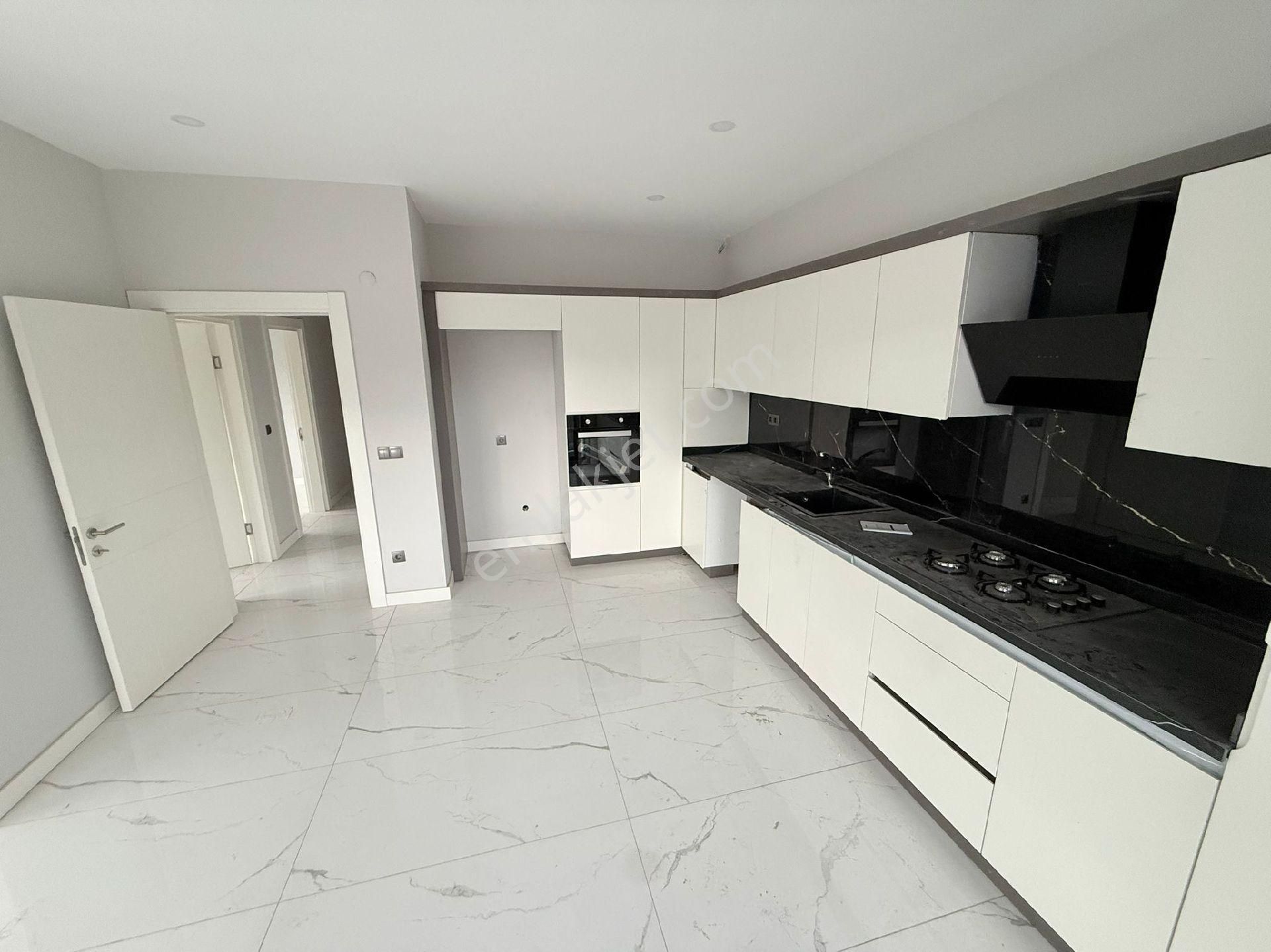 Kirazlı Yolu Kapalı Otopark Sıfır Daire - Görsel 6