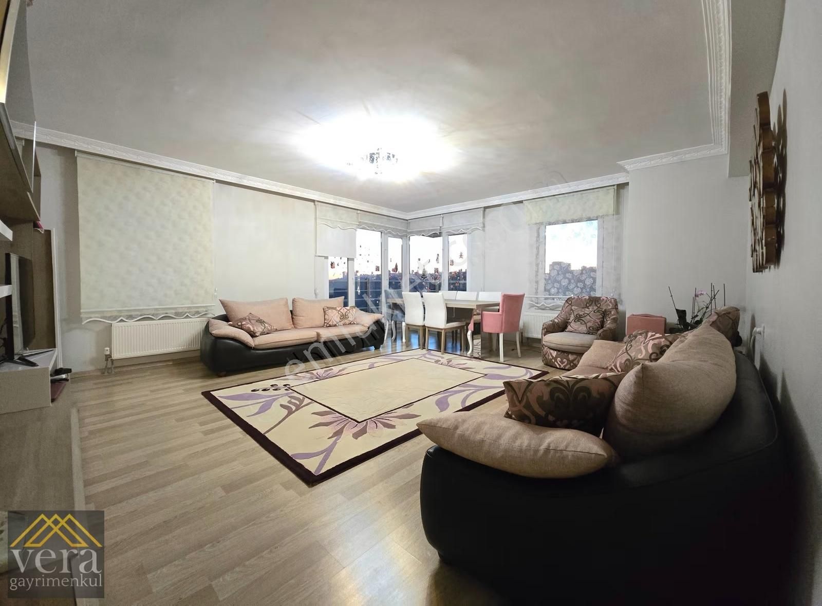 Ege Mahallesinde Fırsat... Panoramik Manzaralı Güneybatı 6+1 - Görsel 12