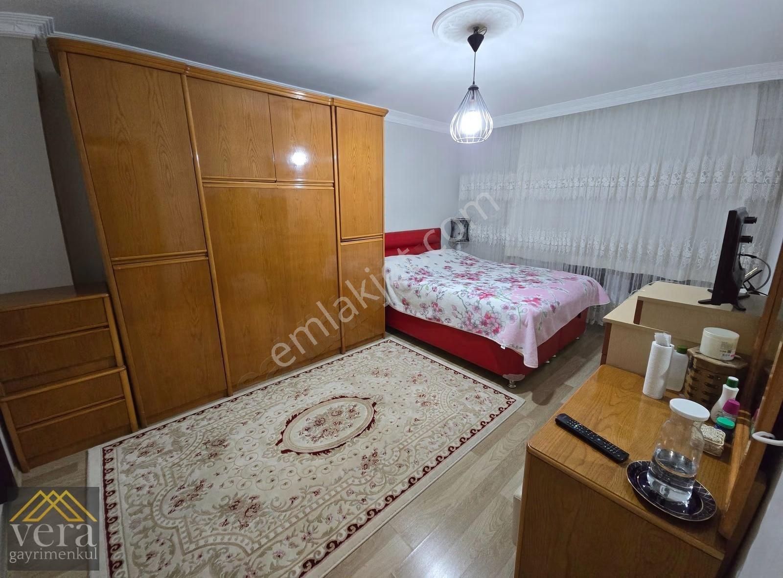 Ege Mahallesinde Fırsat... Panoramik Manzaralı Güneybatı 6+1 - Görsel 18