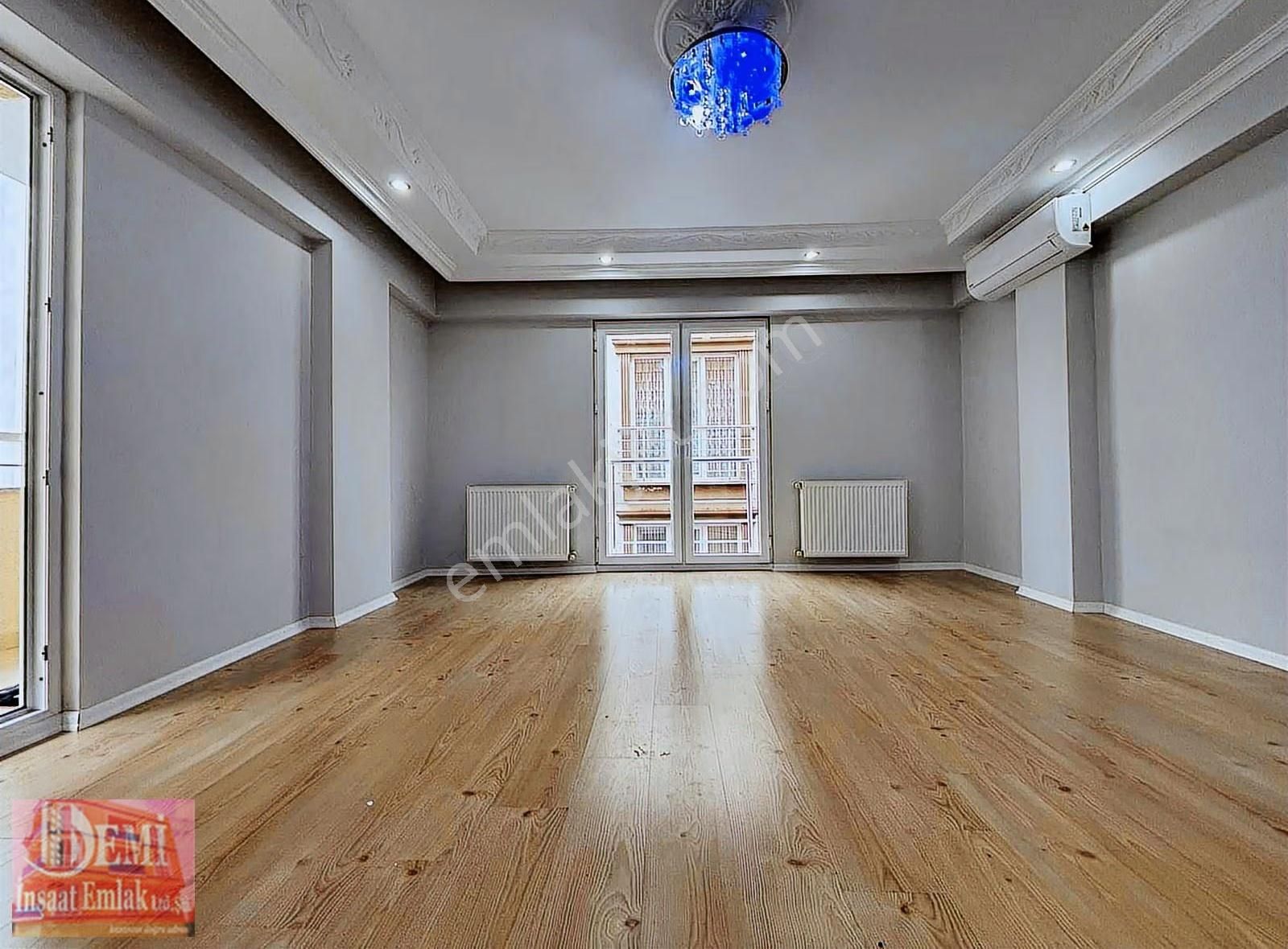 Ana Caddenin Hemen Yanı 5+1 Klimalı Cam Balkonlu Kiralık Daire - Görsel 12