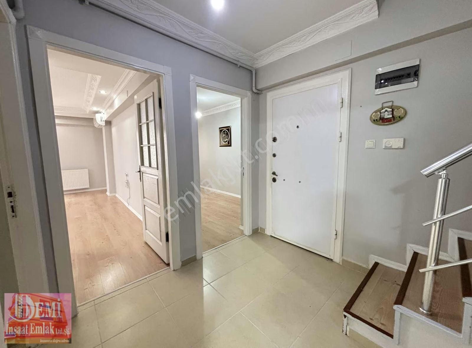 Ana Caddenin Hemen Yanı 5+1 Klimalı Cam Balkonlu Kiralık Daire - Görsel 33