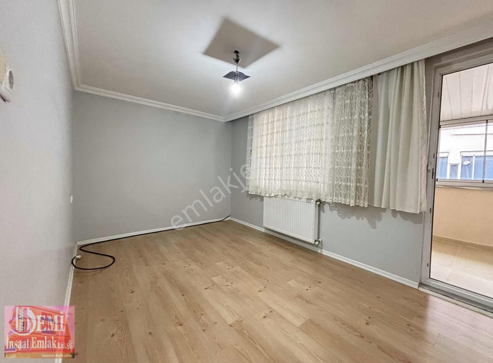 Ana Caddenin Hemen Yanı 5+1 Klimalı Cam Balkonlu Kiralık Daire - Görsel 25