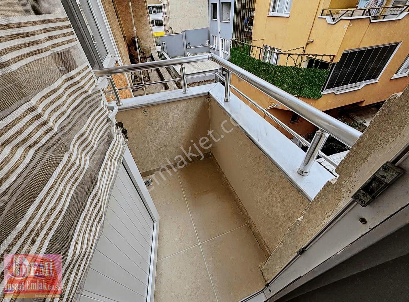 Ana Caddenin Hemen Yanı 5+1 Klimalı Cam Balkonlu Kiralık Daire - Görsel 6