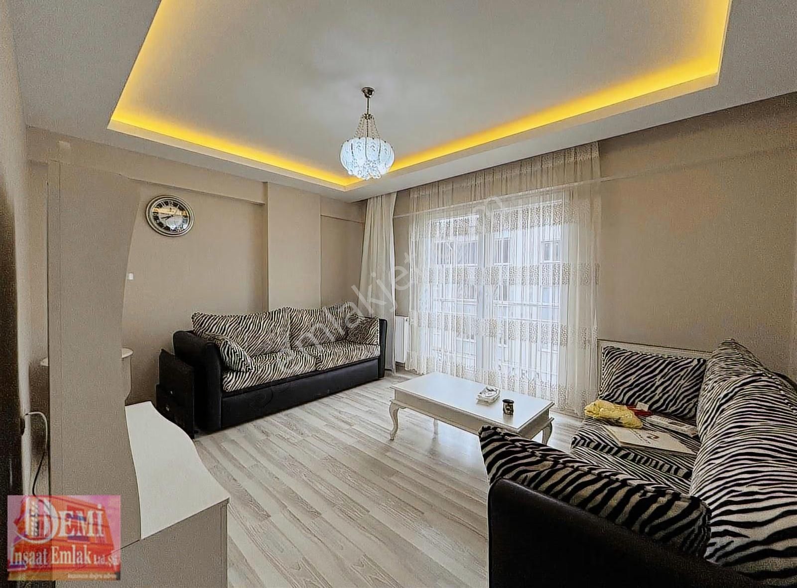 Fırsatt Ana Caddede 20 Lik Yol Üzeri Asansörlü 2+1 Arakat Daire