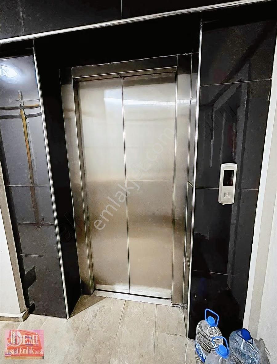 Fırsatt Ana Caddede 20 Lik Yol Üzeri Asansörlü 2+1 Arakat Daire - Görsel 15