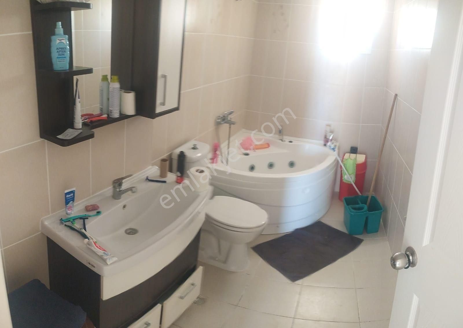 Havuzlu Site Geniş Daire Yüksek Giriş - Görsel 14