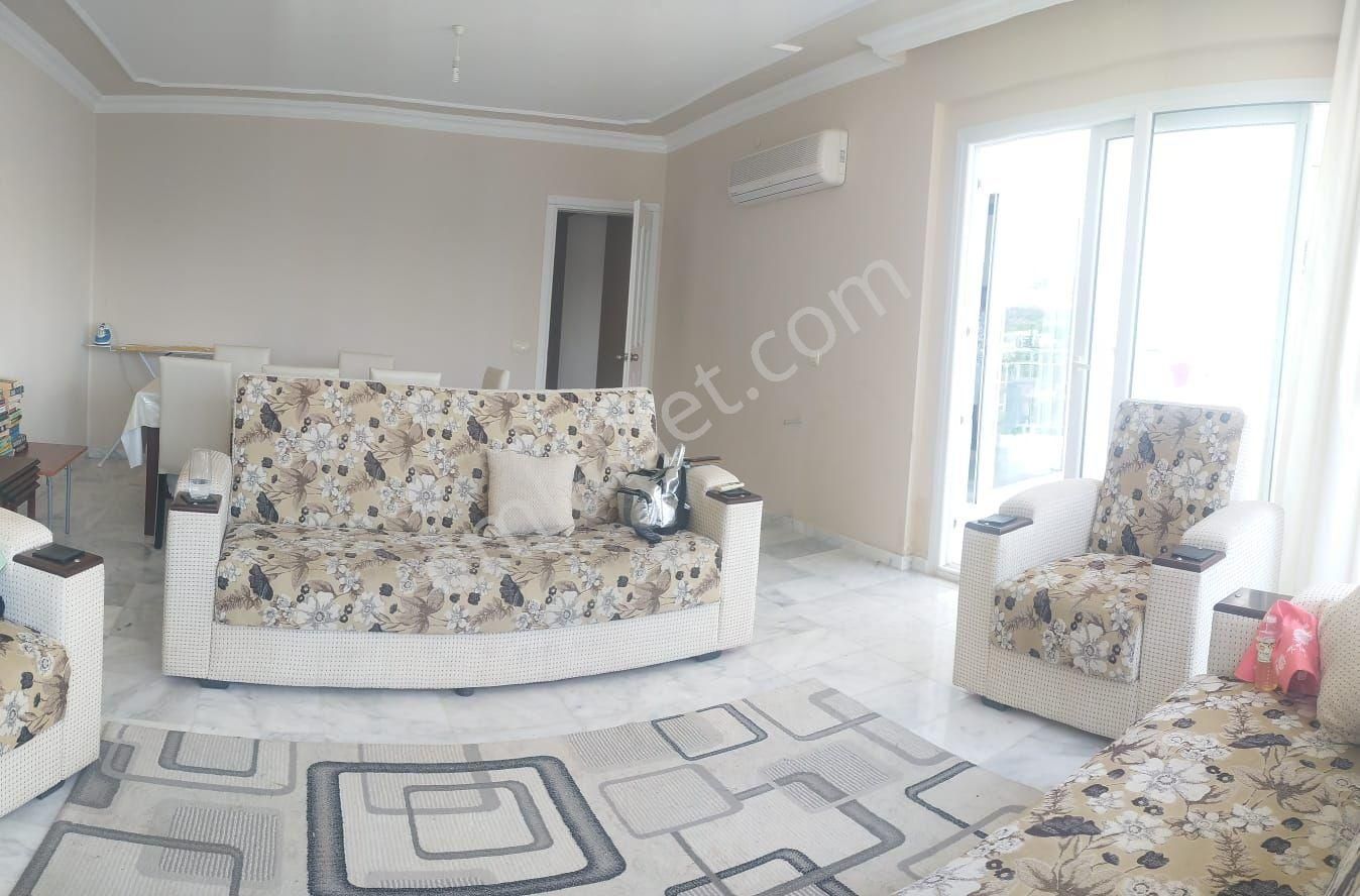 Havuzlu Site Geniş Daire Yüksek Giriş - Görsel 6