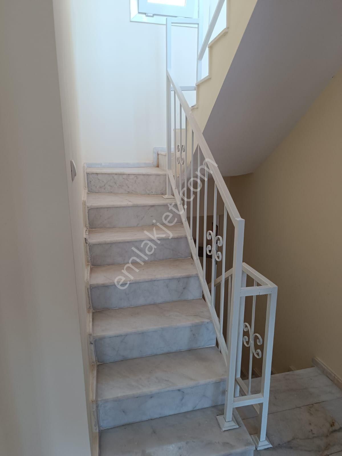 Havuzlu Site Terastan Deniz Manzaralı - Görsel 21