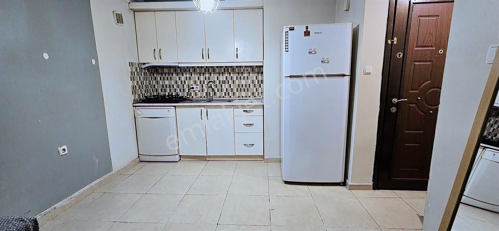 Şişli Merkez'de Boş Eşyalı Bahçeli Satılık Daire - Görsel 7